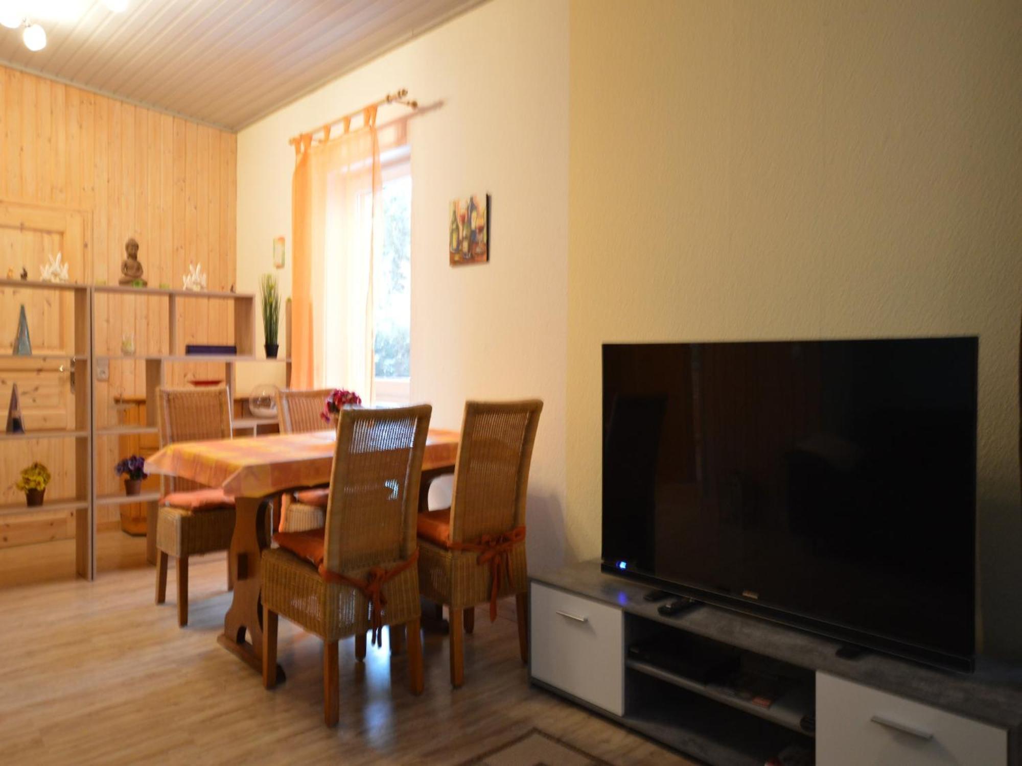 Cosy Apartment In Manderscheid With Balcony Екстер'єр фото
