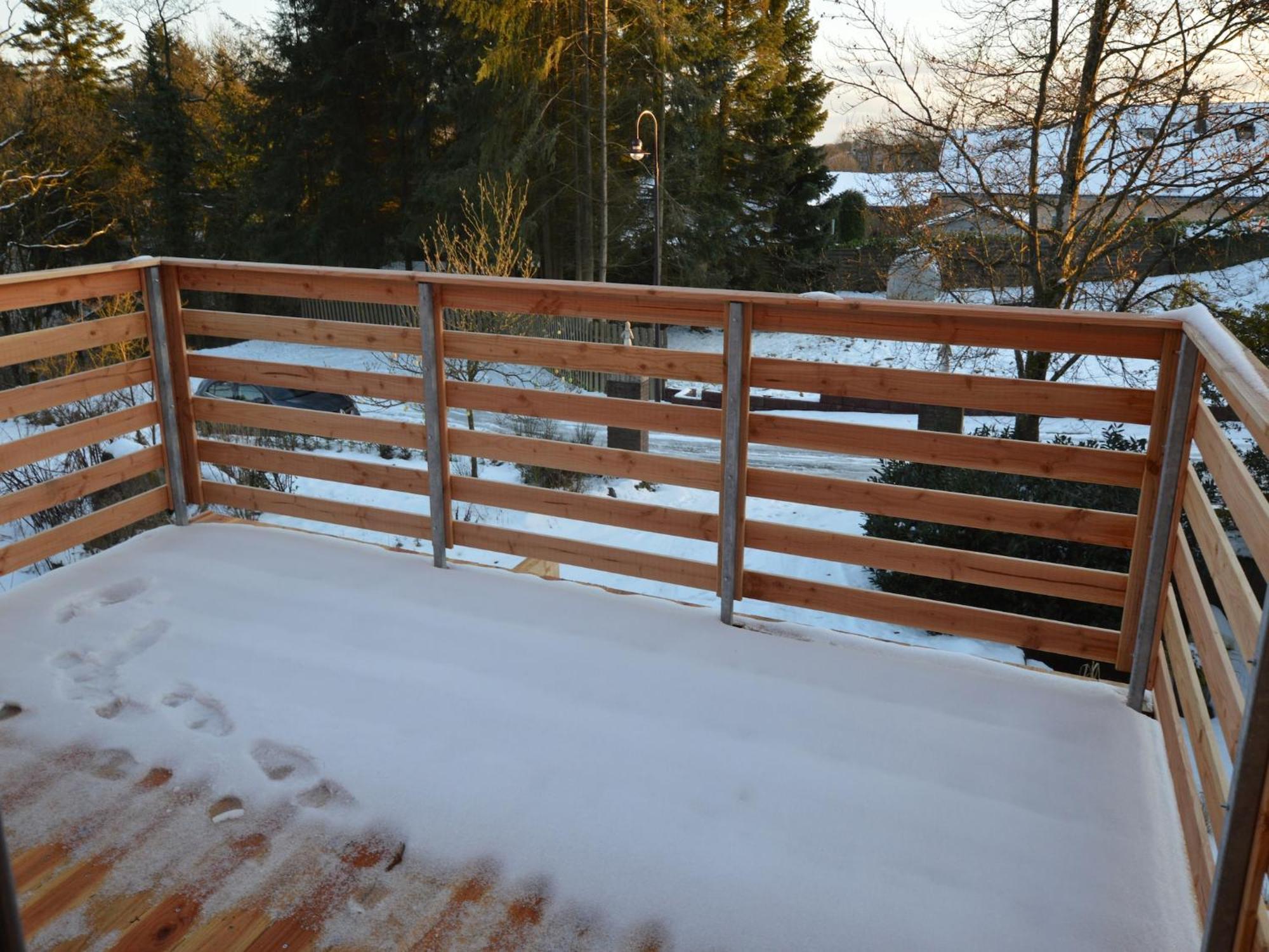 Cosy Apartment In Manderscheid With Balcony Екстер'єр фото