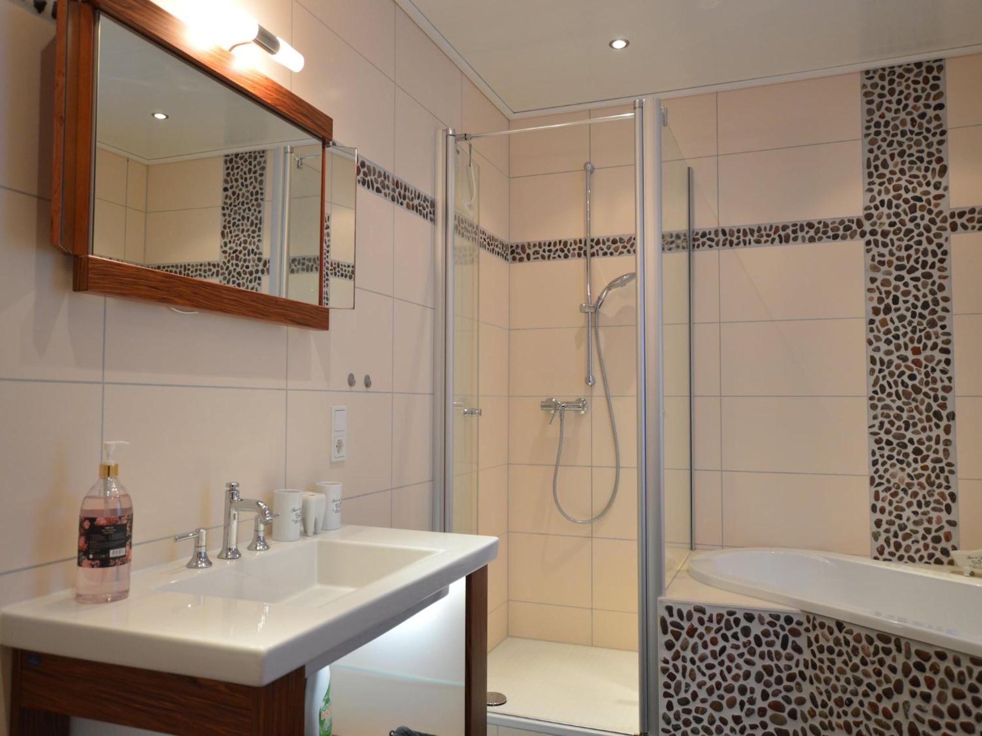 Cosy Apartment In Manderscheid With Balcony Екстер'єр фото